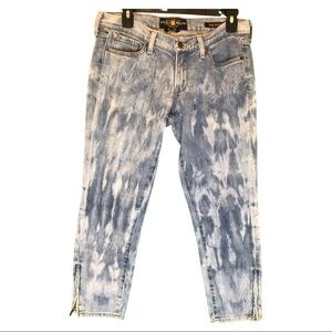 Lucky Brand Low Rise Zoe Skinny Acid-Wash Crop Jeans